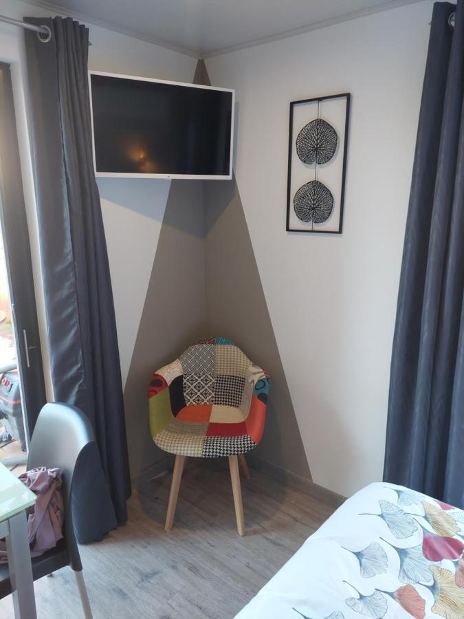 La Chambre Des Onglous マルセイヤン エクステリア 写真